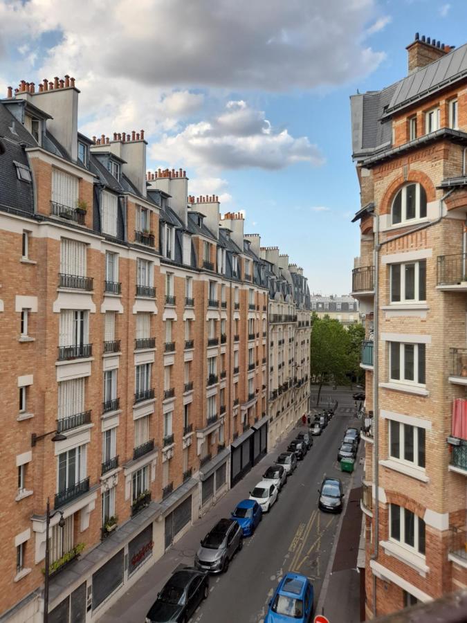 Un Appartement Typique Parisien / A Typical Parisian Apartment Extérieur photo